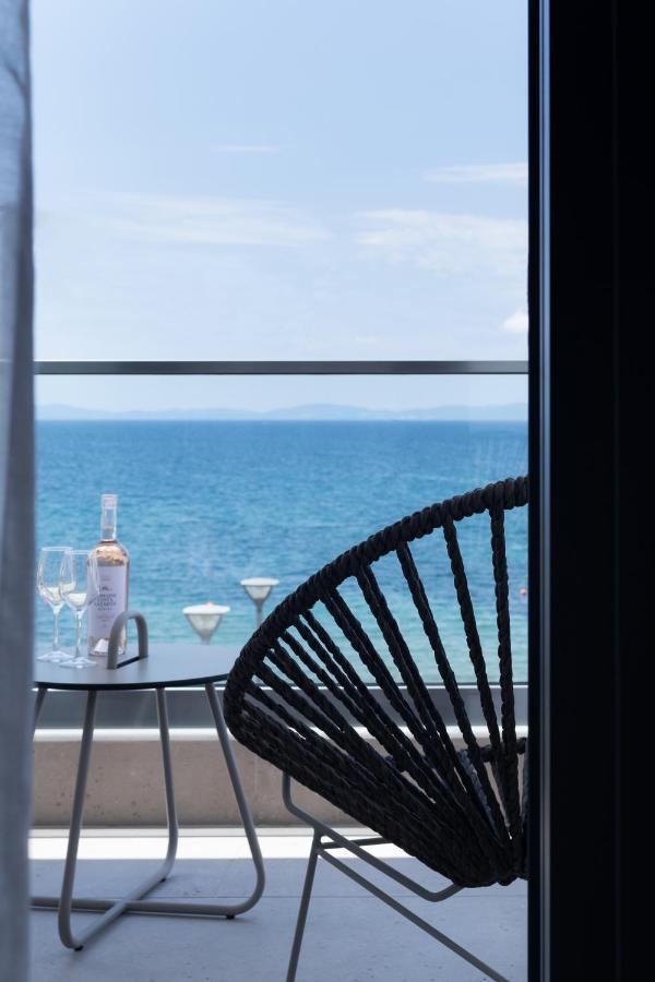 Eladia Suites Neos Marmaras Ngoại thất bức ảnh