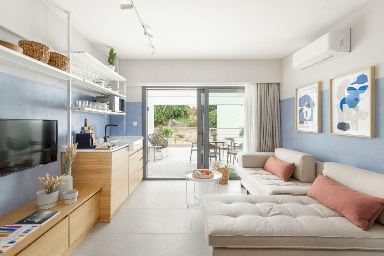 Eladia Suites Neos Marmaras Ngoại thất bức ảnh
