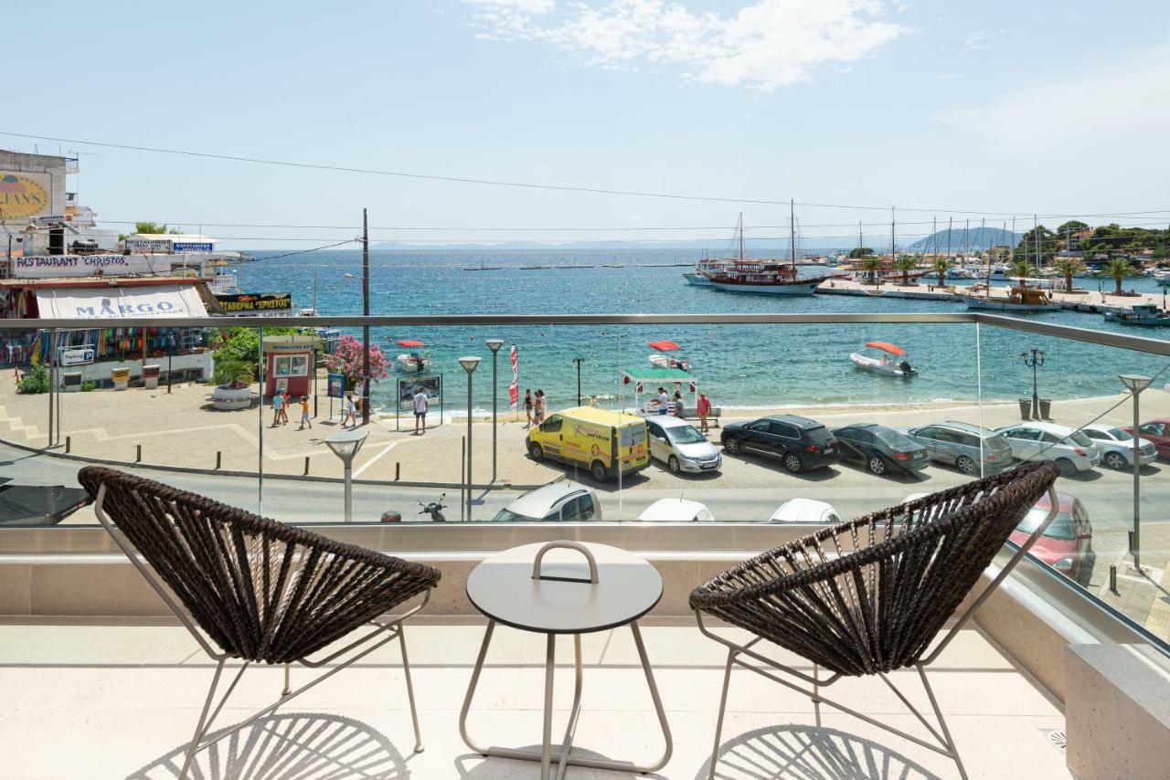 Eladia Suites Neos Marmaras Ngoại thất bức ảnh